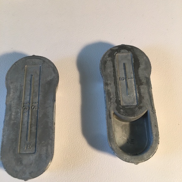 Vintage Singer Buttonholer No. 160506 - Picture 9 of 16